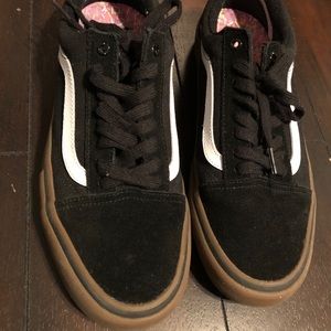 Black and white old skool pros/ bubblegum insole